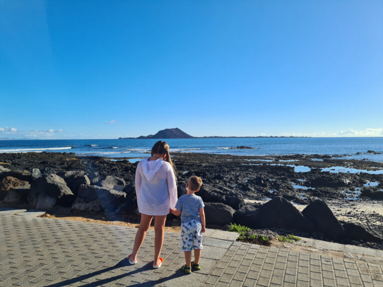 Dawns-children-at-beachfront