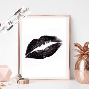 black lips kiss mark on white wall print